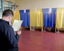 По состоянию на 11 часов дня в Кривом Роге проголосовали в среднем 22,8 % избирателей (статистика)
