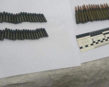 Опять боеприпасы в Кривом Роге: полицейскими задержан мужчина