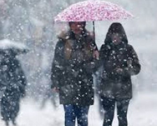 Ветер, мокрый снег, похолодание: в Кривом Роге объявлено штормовое предупреждение