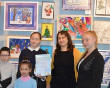 В Кривом Роге открылась городская выставка детского творчества &quot;Зима идёт, праздники ведёт&quot; (фоторепортаж)