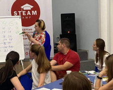 Криворізькі педагоги завершують навчання за лідерською освітньою програмою STEAM-CAMP