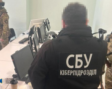 Заробляли на полонених ЗСУ: на Дніпропетровщині правоохоронці припинили роботу call-центру