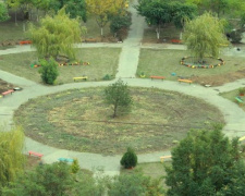 Жители Кривого Рога собственными силами облагородили парк на Восточном (ФОТО)