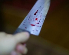 В криворожском кафе девушка ударила ножом своего мужа