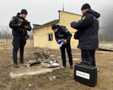 Правоохоронці документують наслідки атаки на Дніпропетровщині: з’явились перші фото 