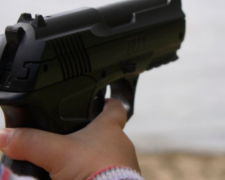 На Днепропетровщине ребенок нашел оружие и прострелил себе руку