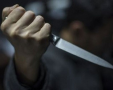 Заснял на видео: на Днепропетровщине 19 летний напал с ножом ради гаджетов