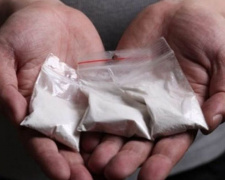 В Кривом Роге полиция задержала 14 человек, связанных с продажей наркотиков