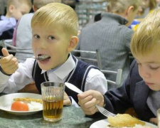 Результаты опроса: более 80% родителей недовольны питанием детей в школах Кривого Рога