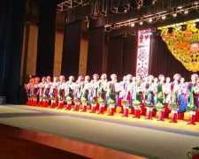 Национальный ансамбль танца Украины восхитил зрителей Кривого Рога своим выступлением (ФОТО)