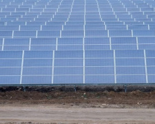 На Днепропетровщине начала работать крупнейшая солнечная электростанция: энергии хватит на два города (фото)