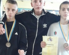 Юные криворожане победили на чемпионате области по боксу