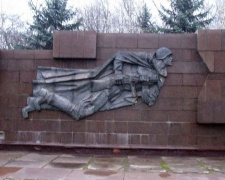 Братська могила радянських воїнів та комсомольців-підпільників. Фото із мережі Інтернетмогила радянських воїнів та комсомольців-підпільників. Фото із мережі Інтернет