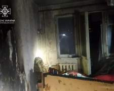 У Металургійному районі під час ліквідації пожежі у квартирі вогнеборці врятували чоловіка