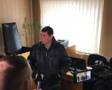 Криворожанин, осквернивший Государственный флаг Украины, не согласен с решением суда