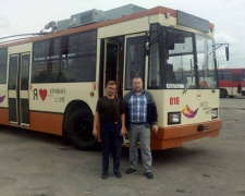 Пятый троллейбус с дизельным генератором для Кривого Рога выехал на обкатку (ФОТО)