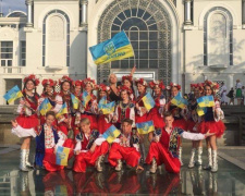 Криворожский коллектив эстрадной песни с Международного фестиваля в Грузии вернулся победителем (фото)