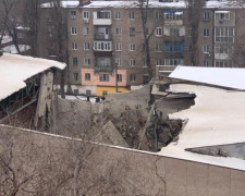 Обрушенное здание кинотеатра «Современник» в Кривом Роге активно разворовывают