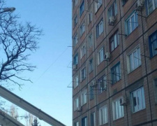 В Кривом Роге горел многоэтажный дом: пострадал ребенок (ФОТО)