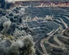 Суд Днепропетровской области вернул лицензии на добычу железной руды криворожскому ГОК