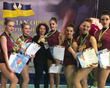 Студентки из Кривого Рога стали призерами Чемпионата Украины по аэробике