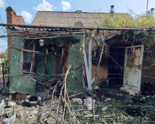 Медики борються за життя 57-річного чоловіка: наслідки російської атаки на Дніпропетровщину – фото