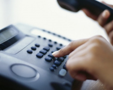 «Вместо звонка в аварийную службу, обсуждают в соцсетях»: Кривбассводоканал напомнил актуальные телефоны для жалоб