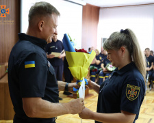 Захищають без зброї: на Дніпропетровщині до Дня рятувальника нагородили надзвичайників (фото)
