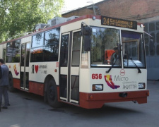 По маршруту 24 в Кривом Роге будет курсировать новый троллейбус (ФОТО)