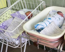 В ВР Украины предлагают увеличить размер помощи при рождении ребенка от 100 до 400 тысяч гривен