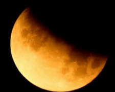 Нумеролог из Кривого Рога рассказала о предстоящем лунном затмении: что делать, а чего не стоит в его активные фазы