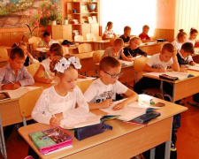 Предприятие Кривого Рога направило около двух миллионов гривен на ремонт школы (ФОТО)