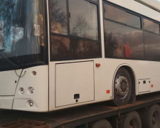 Первый пошел: в Кривой Рог привезли один из 54 обещанных троллейбусов (фото)