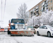 В Кривом Роге планируют закупить дополнительную спецтехнику для очистки дорог от снега