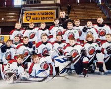 Юные криворожские хоккеисты завоевали бронзу на Международном турнире в Чехии (фото)