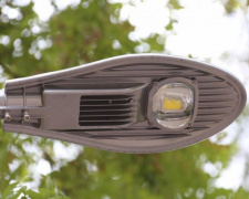 В  9 парках Кривого Рога появилось светодиодное освещение (ФОТО)