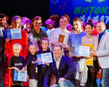 Дипломы, подарки и приглашения: криворожские танцевальные коллективы вернулись из Одессы (фоторепортаж)