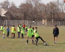 Около ста подростков Кривого Рога приняли участие в футбольном турнире (фото)