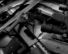 Жители Кривого Рога, которые незаконно владеют определенным оружием, могут оформить его законно, - полиция