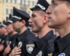 Полицейских и спасателей Кривого Рога в 2019 году будут мотивировать зарплатой и жильем