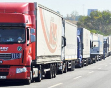 На Днепропетровщине ограничат движение грузовиков