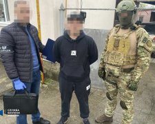 СБУ ліквідувала злочинну групу, яка тероризувала жителів Дніпропетровщини: деталі від правоохоронців
