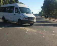 Очередная авария с маршруткой: в Кривом Роге столкнулись два авто (ФОТО)