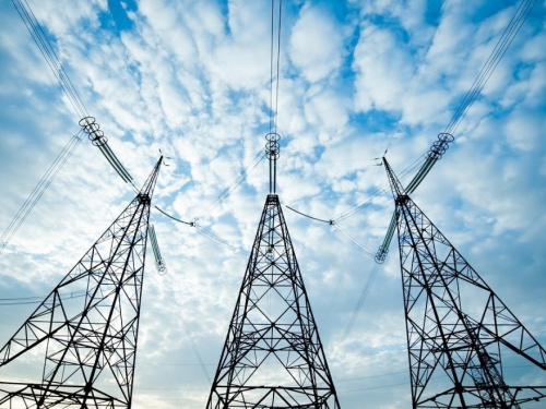 На Дніпропетровщині відновлюють електропостачання після стабілізаційних відключень, запроваджених НЕК Укренерго