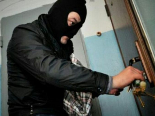 Криворожан предупреждают о "домушниках", орудующих днём (ФОТО)