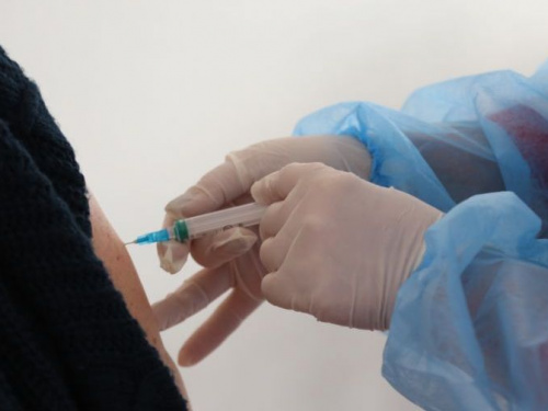 За минулу добу більше 1 400 людей вакцинувались від Covid-19 у Кривому Розі