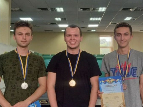Криворізькі спортсмени посіли призові місця на чемпіонаті України з олімпійських вправ із пістолета