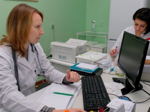 Врачи Днепропетровщины выписали более 350 тысяч электронных рецептов "Доступных лекарств"