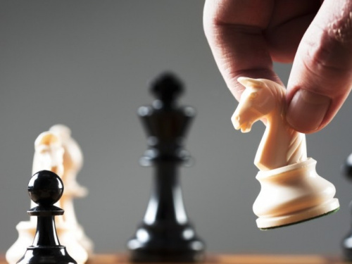 Журналисты Кривого Рога сразились за шахматными досками