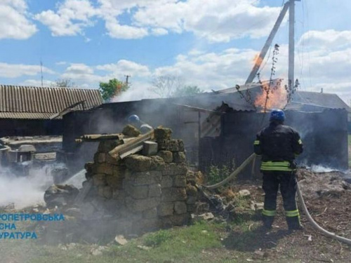 Під час обстрілу села на Дніпропетровщині пошкоджено житлові будинки